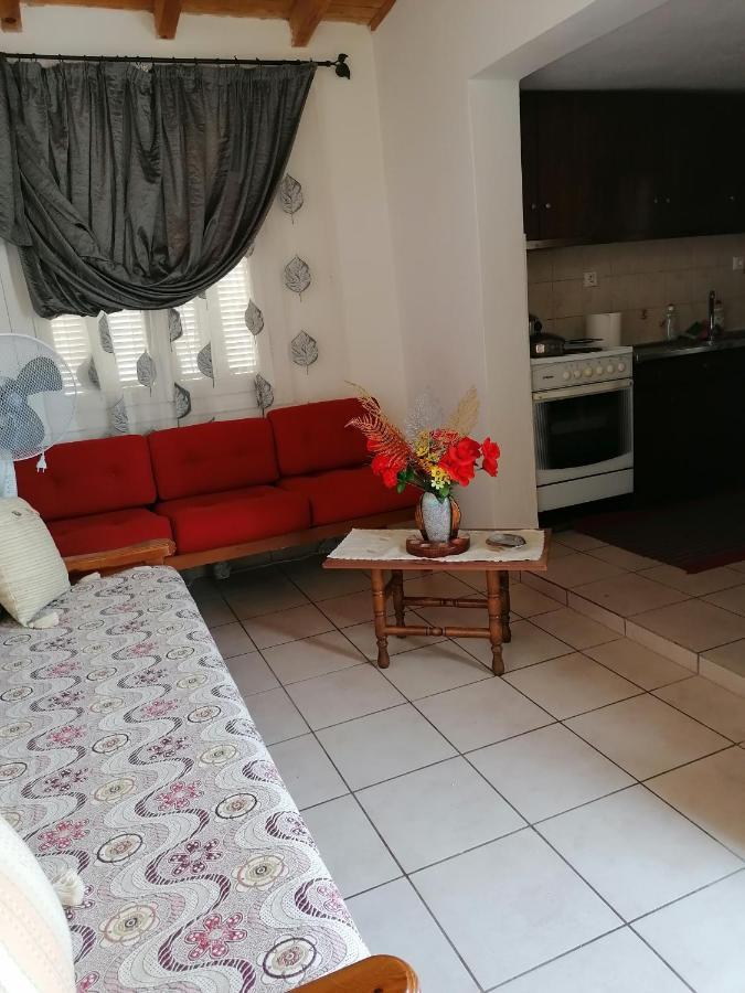 Philoxenia Holiday Home Pappadhianika Luaran gambar